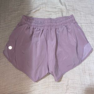 Lulu lemon hotty hot short